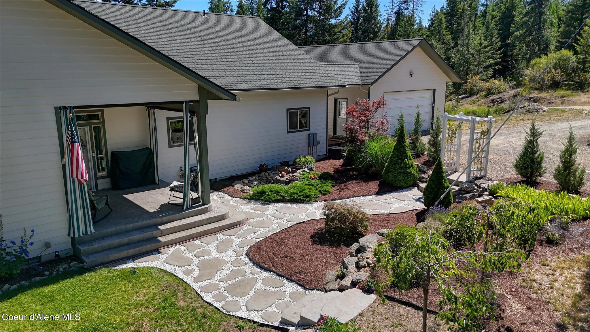 Property Photo:  177 Rocky Ridge Rd  ID 83813 