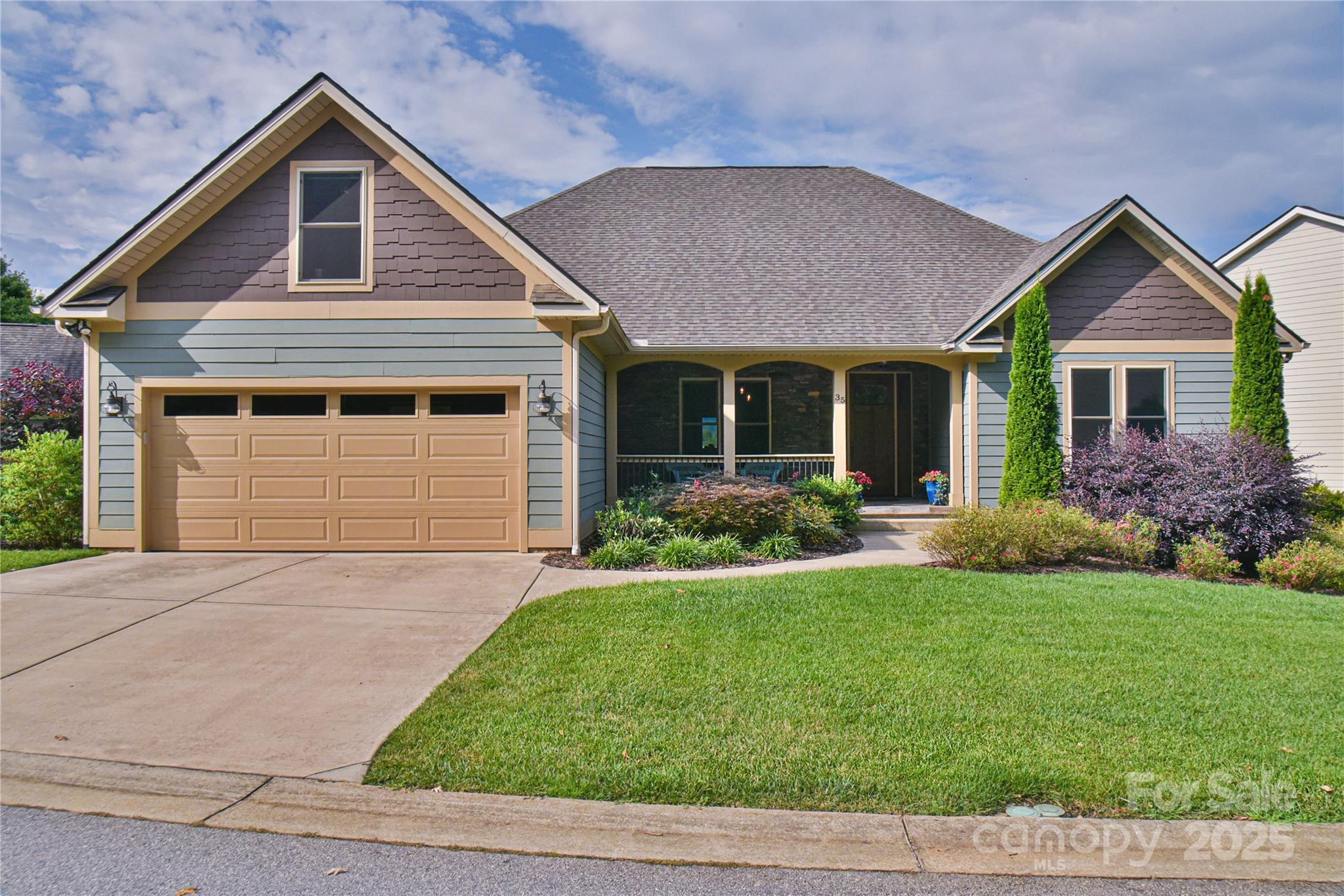 35 Dreambird Drive  Leicester NC 28748 photo