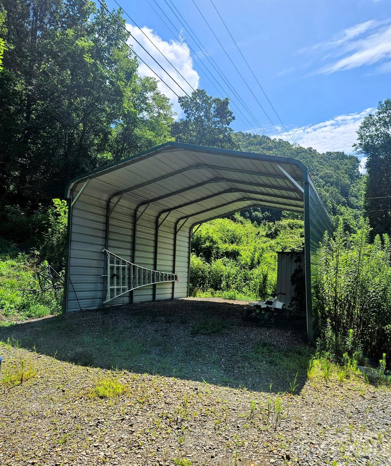 Property Photo: 99 Phillips Road NC 28714