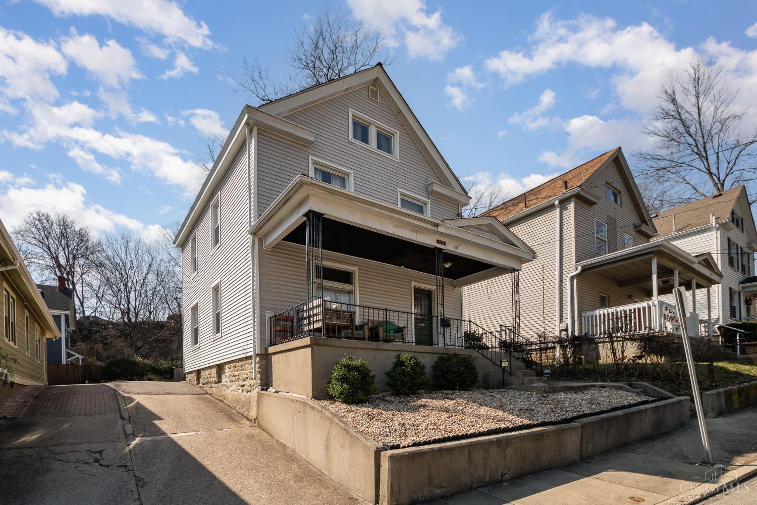 Property Photo:  1715 Wm H Taft Road  OH 45206 