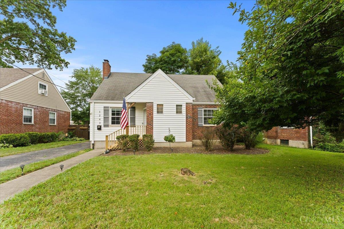 1243 Ayershire Avenue  Cincinnati OH 45230 photo