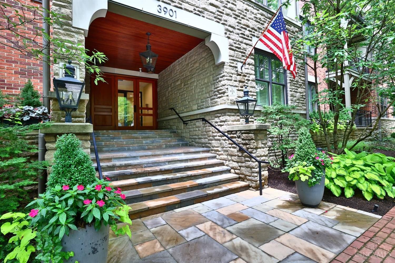 Property Photo: 3901 West Street OH 45227