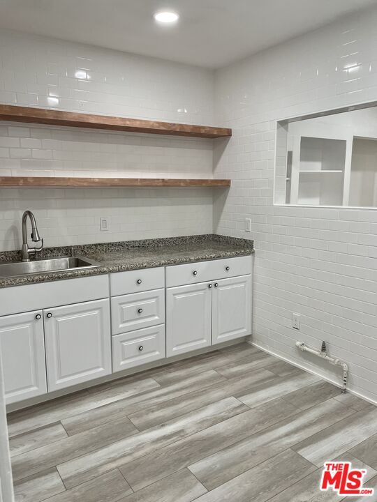 Property Photo: 1307 Innes Pl CA 90291