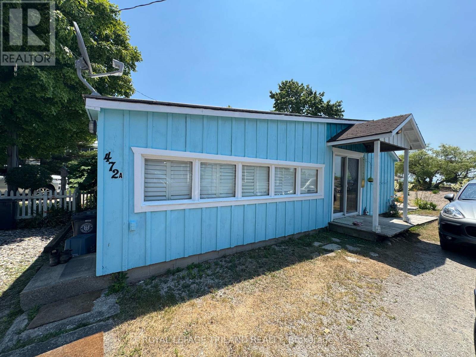 Property Photo: 472A Edith Cavell Boulevard ON N5L 1G8