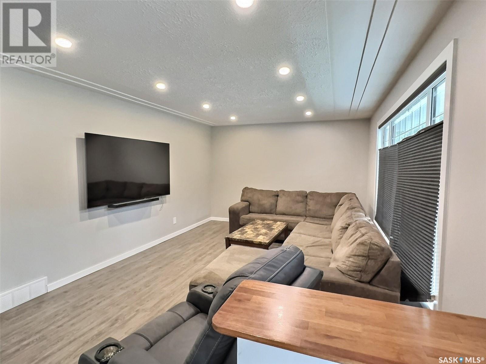 Property Photo: 264 Duncan Road SK S4A 0A4