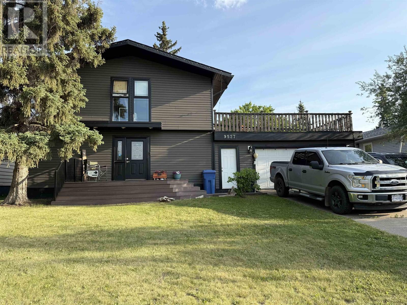 9527 112 Avenue  Fort St. John BC V1J 2W1 photo