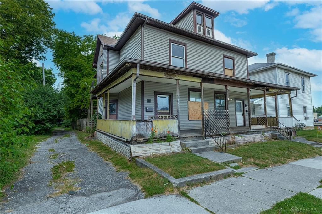 Property Photo: 15-17 S Western OH 45506