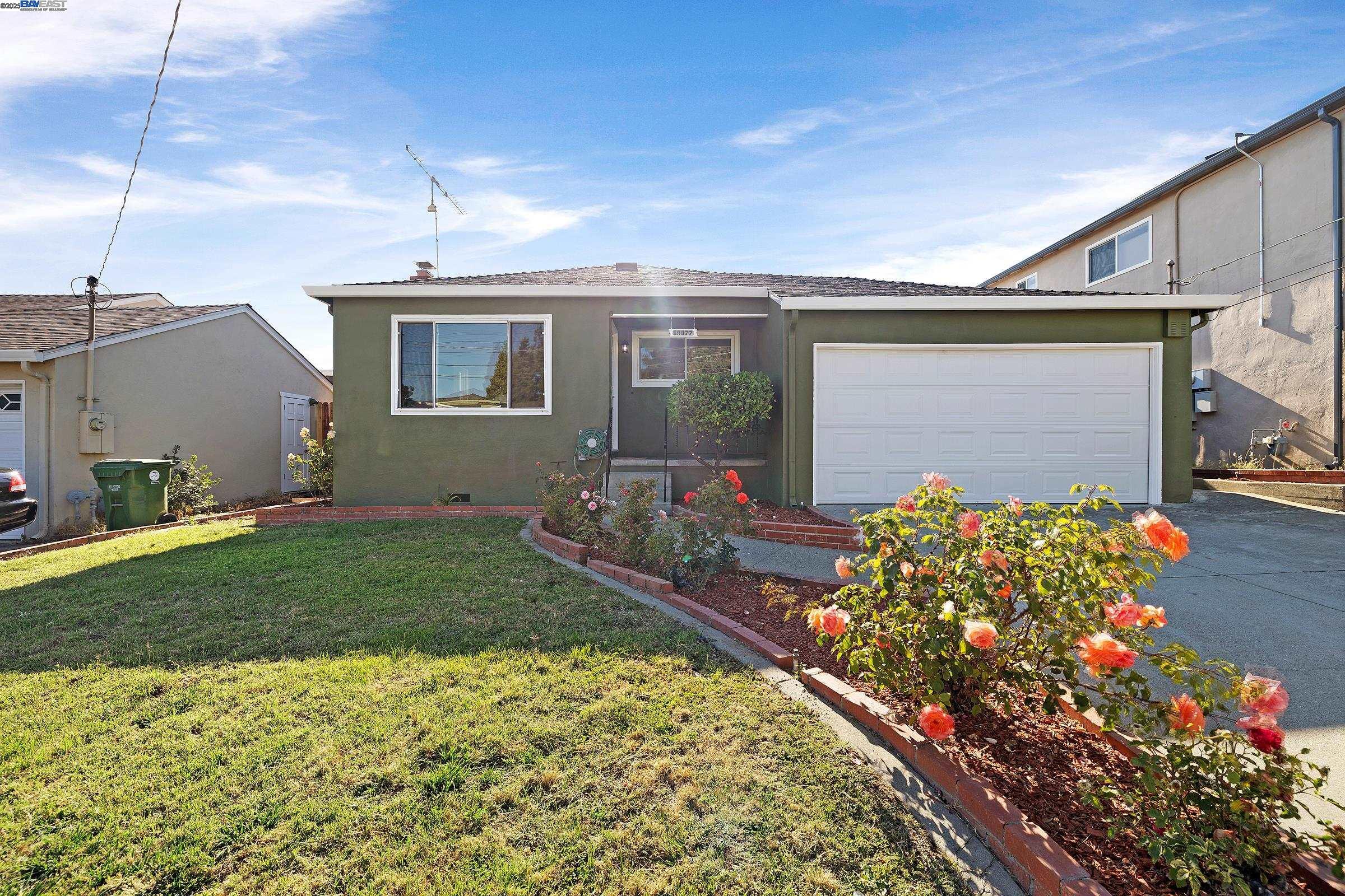 19077 Gliddon St  Castro Valley CA 94546 photo