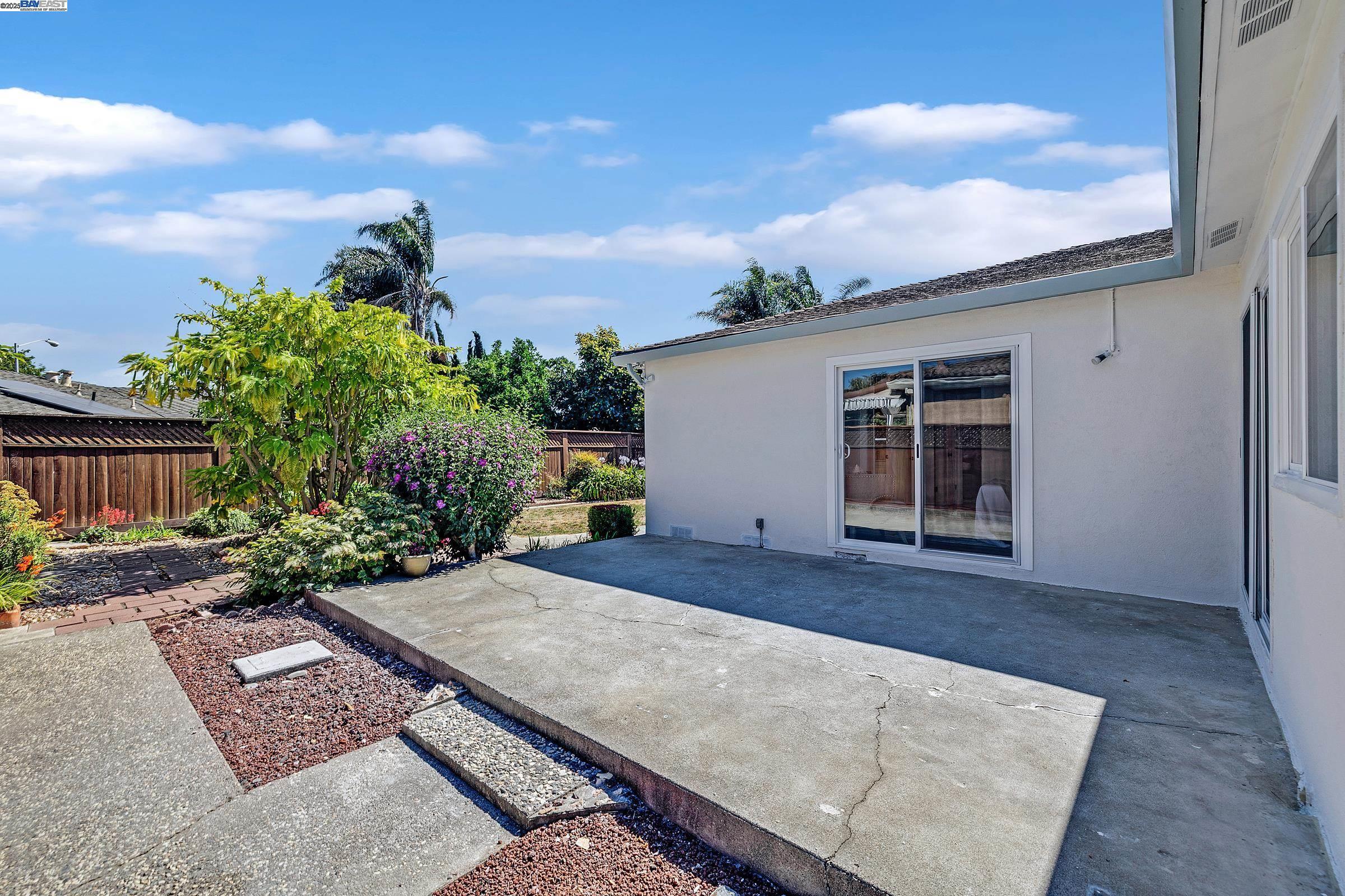 Property Photo:  1942 Sherman Dr  CA 94587 