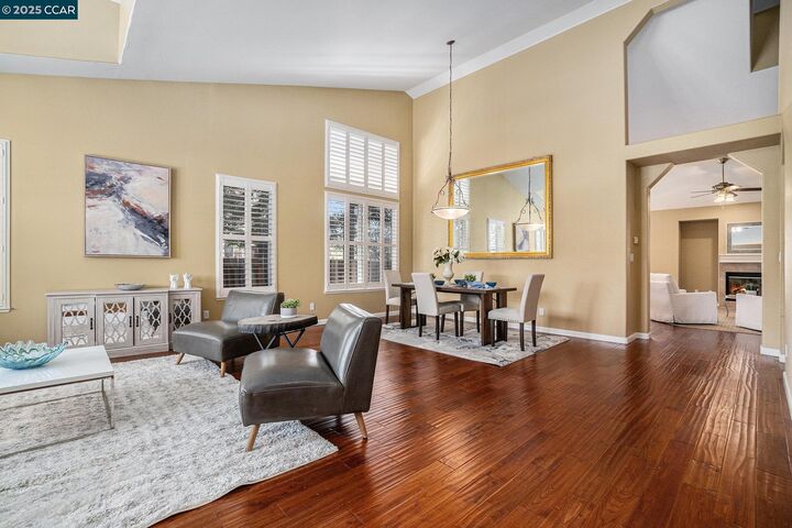 Property Photo:  121 St Nazaire Ct  CA 94553 