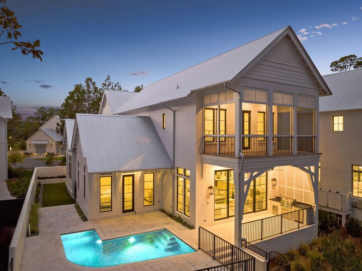Property Photo: 267 Churchill Oaks Drive FL 32459