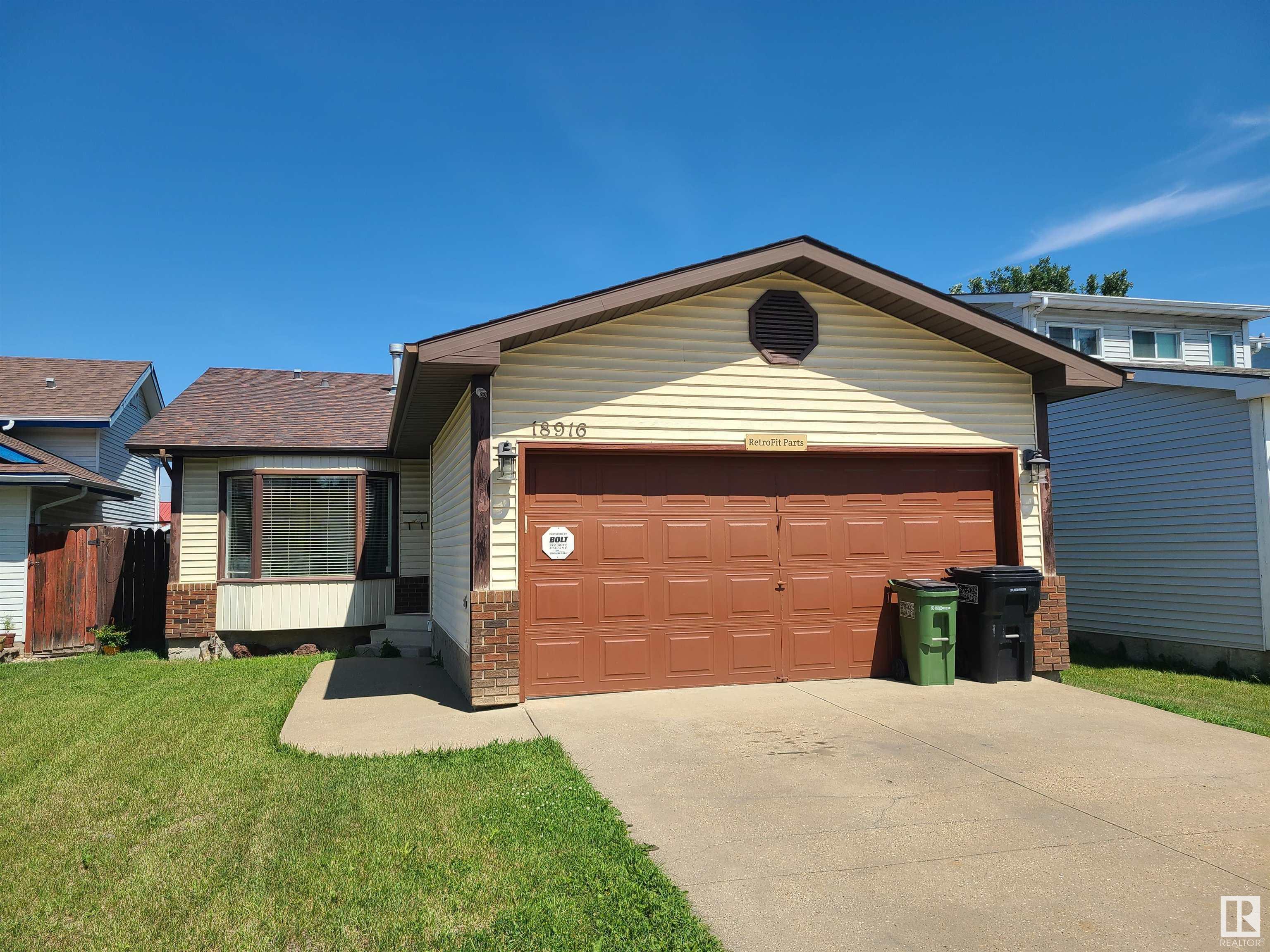 18916 86A Avenue NW  Edmonton AB T5T 4X8 photo