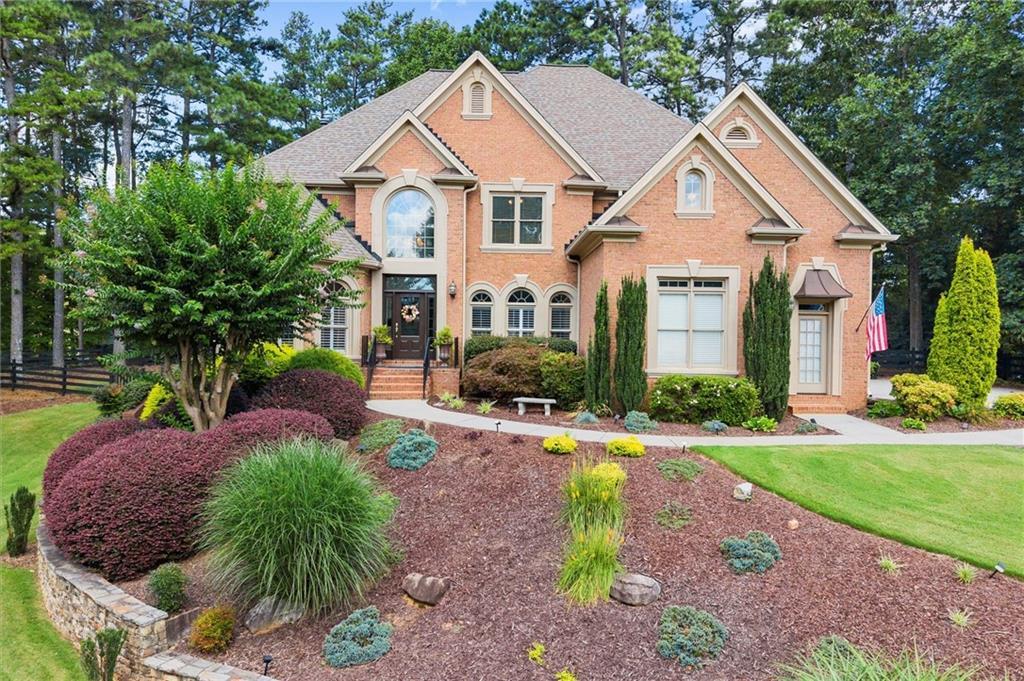 Property Photo: 545 Hickory Oaks Court GA 30004
