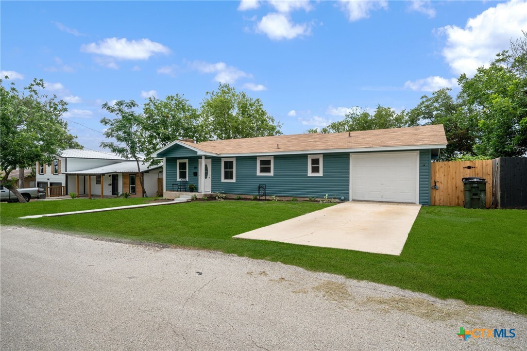 Property Photo: 385 W Faust Street TX 78130