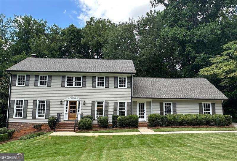 Property Photo:  5143 Meadowlake Lane  GA 30338 