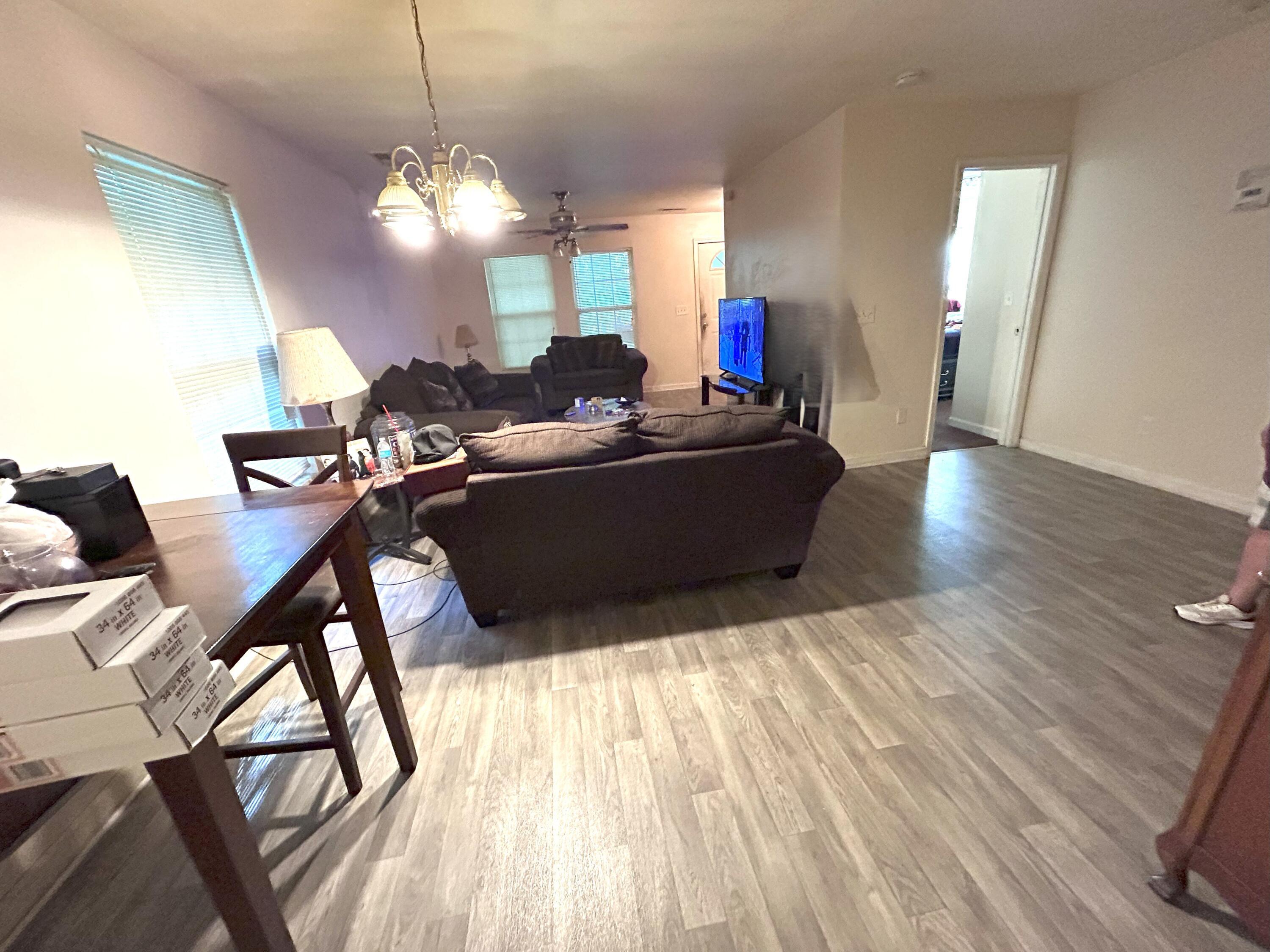 Property Photo: 1014 Jarvis Avenue TN 37411