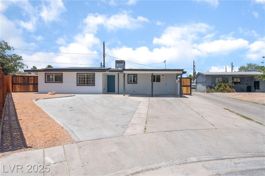 1313 Purple Sage Avenue  Las Vegas NV 89108 photo