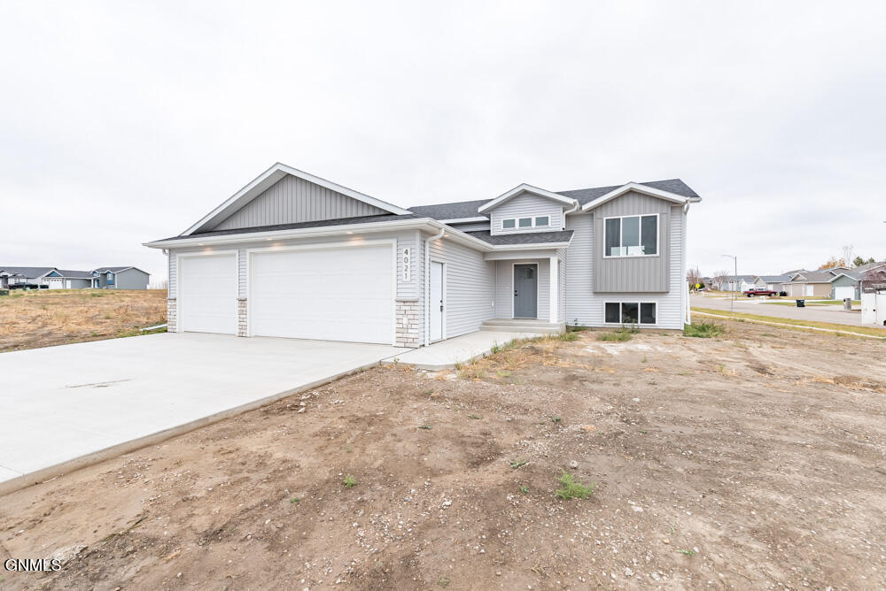 Property Photo: 4021 Amari Loop NW ND 58554