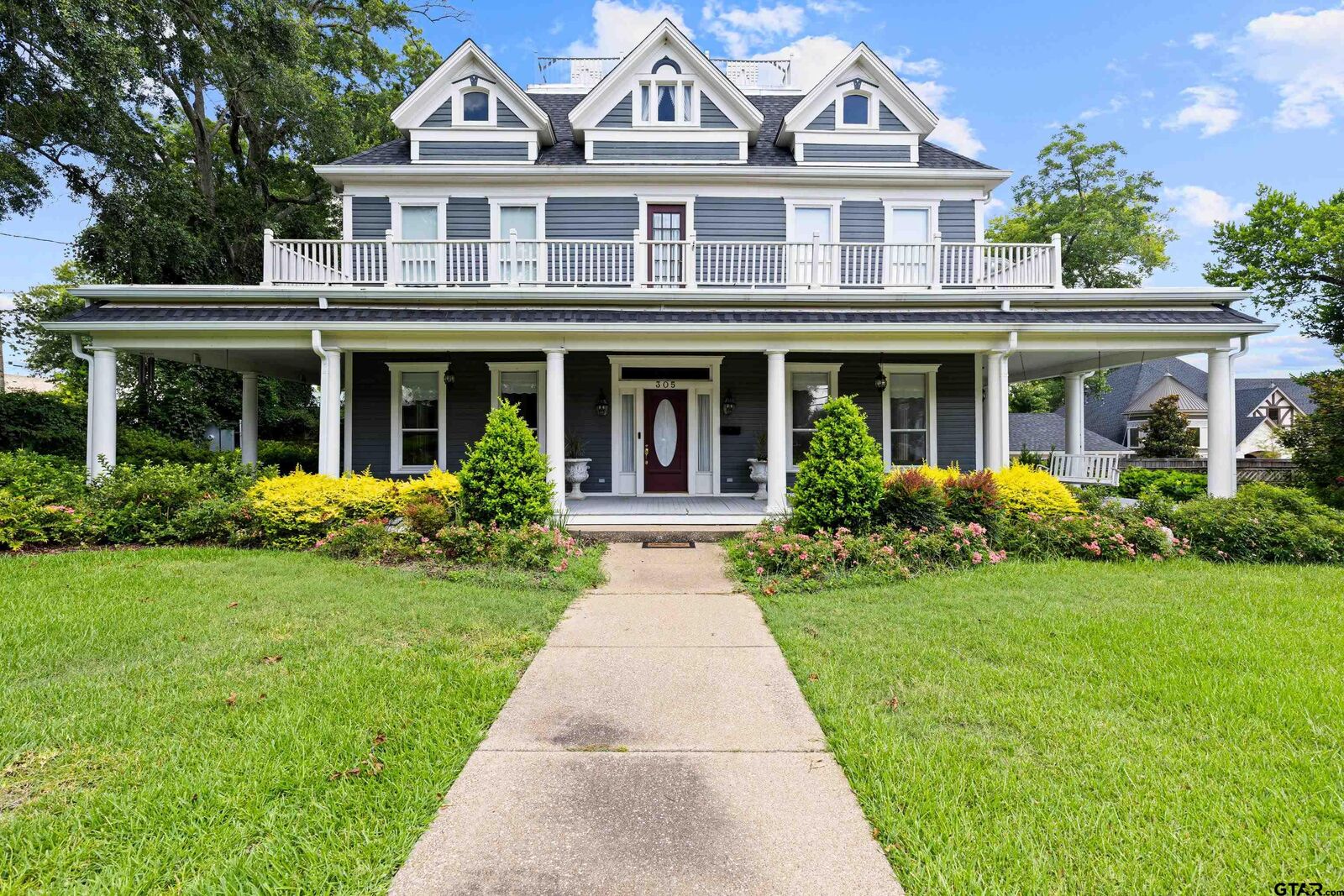 Property Photo:  305 E Main  TX 75652 