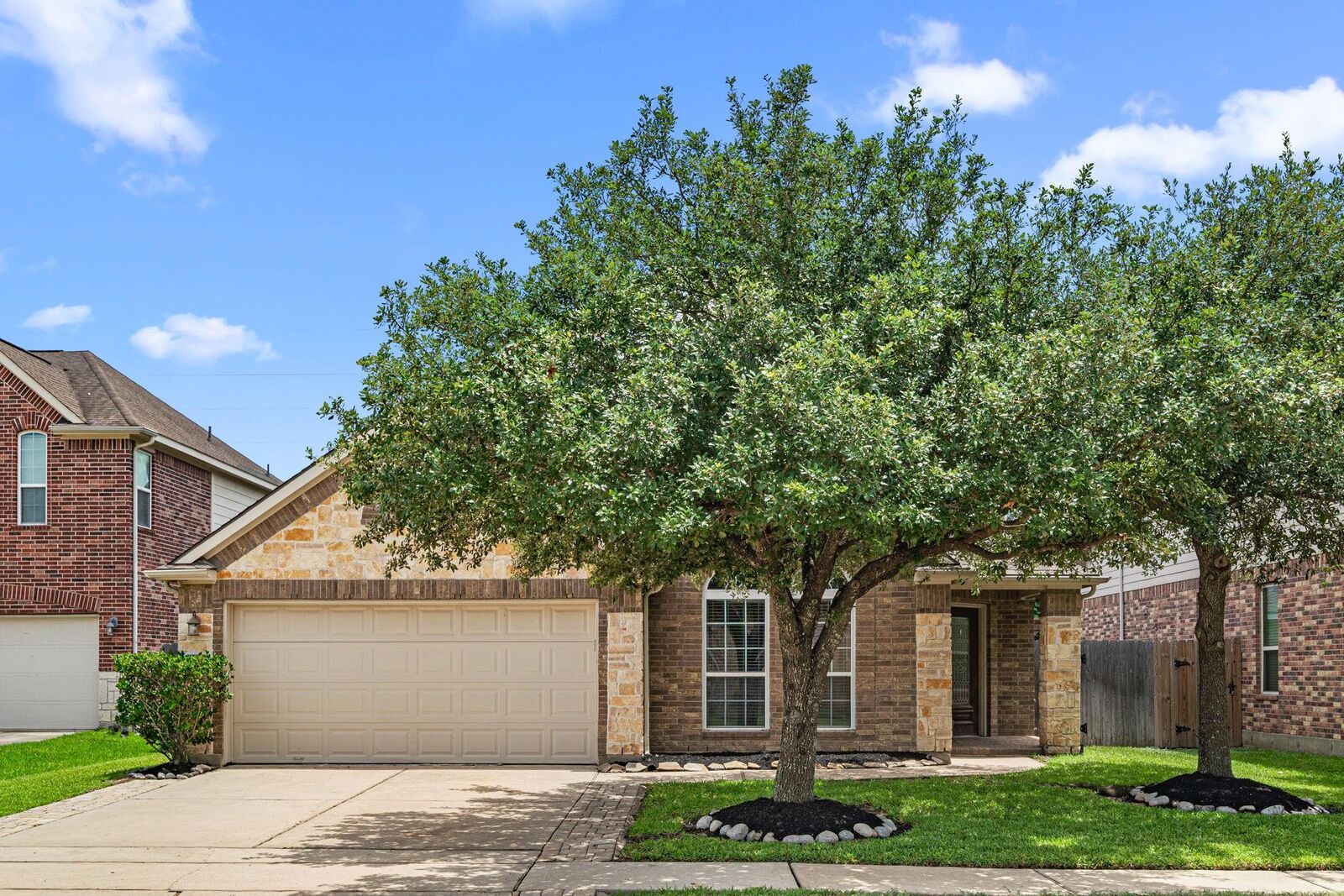 Property Photo: 17506 Bermondsey Court TX 77377