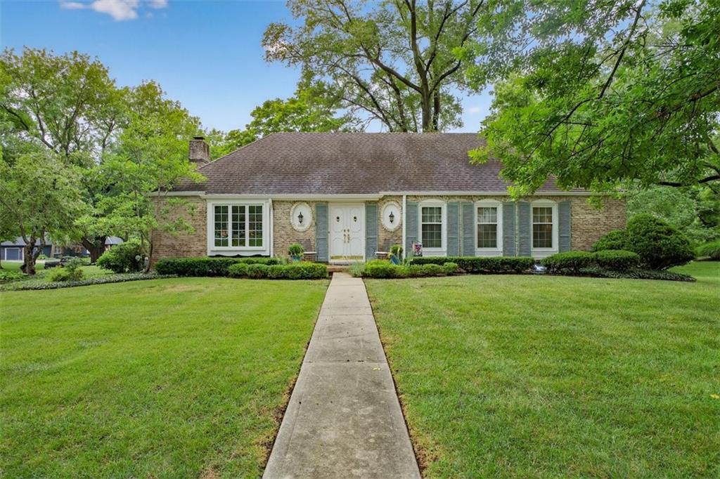 8200 Wenonga Road  Leawood KS 66206 photo