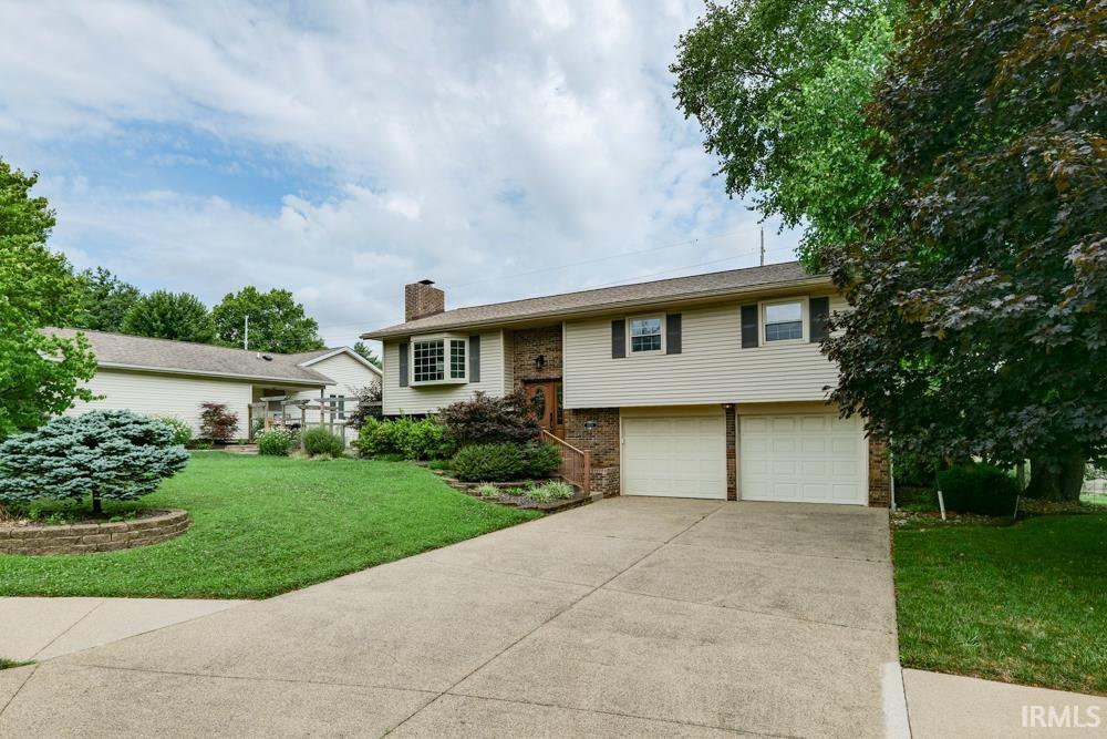 1519 E Bradshire Street  Bloomington IN 47401-8623 photo