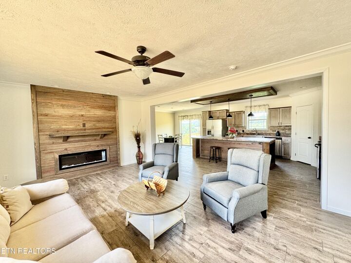 Property Photo: 329 Perkey Way TN 37825