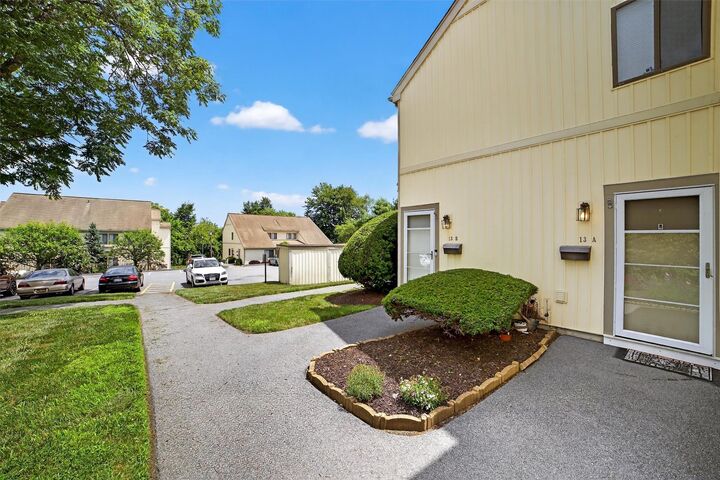 Property Photo: 13 Cromwell Place #A NY 10547
