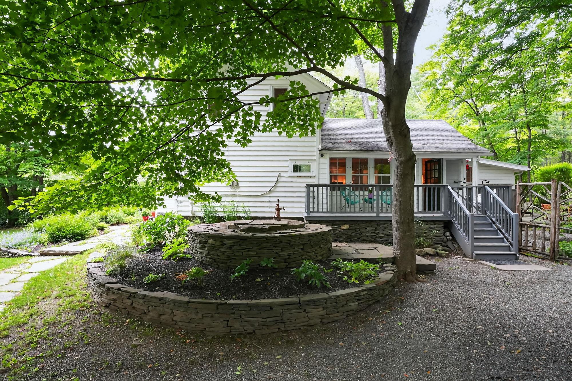 Property Photo: 2318 Glasco Turnpike NY 12498