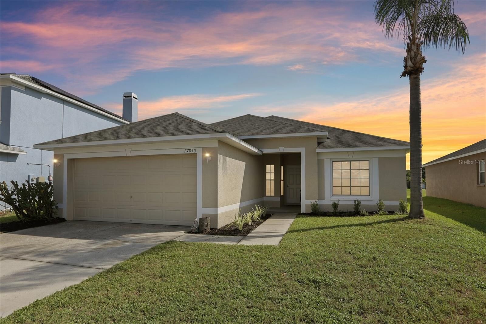 Property Photo: 27850 Breakers Drive FL 33544