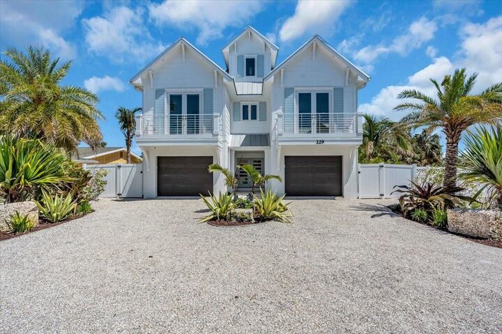 229 Willow Avenue  Anna Maria FL 34216 photo