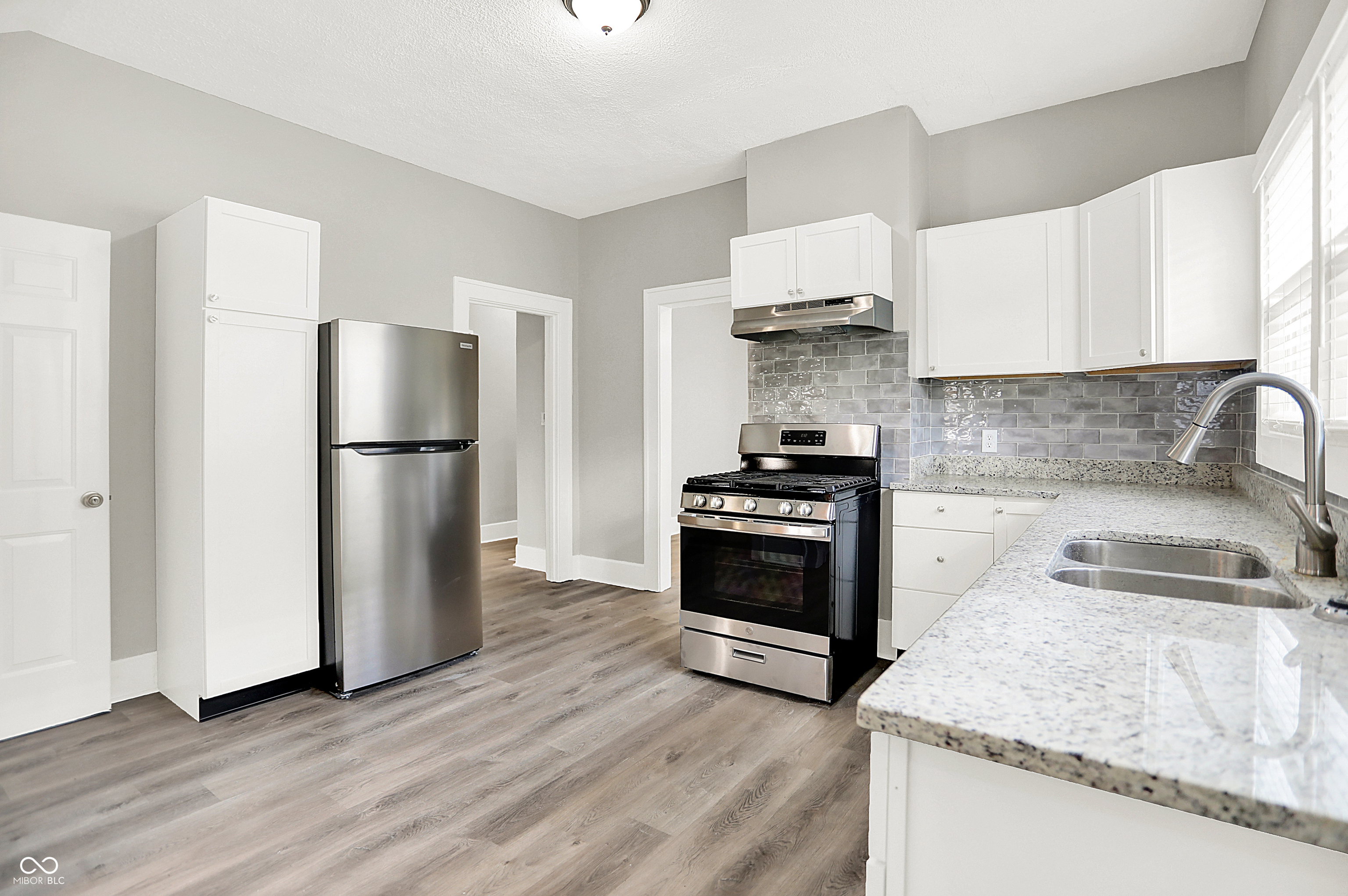 Property Photo: 3430 Carrollton Avenue IN 46205