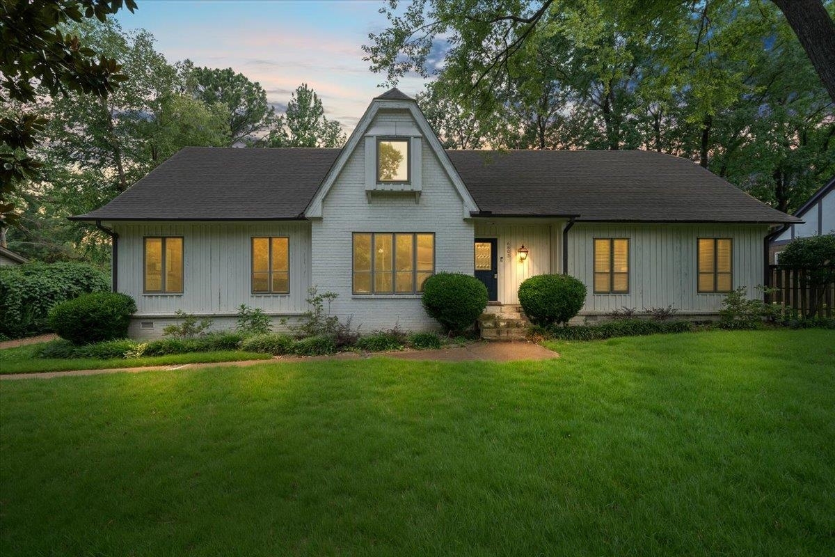 Property Photo: 6803 Robin Perch Cv TN 38119