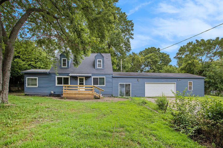 Property Photo: 528 Leenhouts Street MI 49048