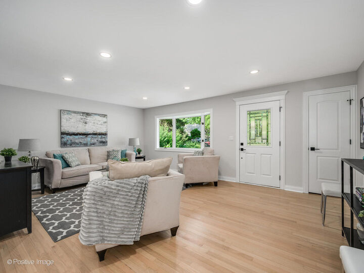 Property Photo:  114 S Linden Avenue  IL 60074 