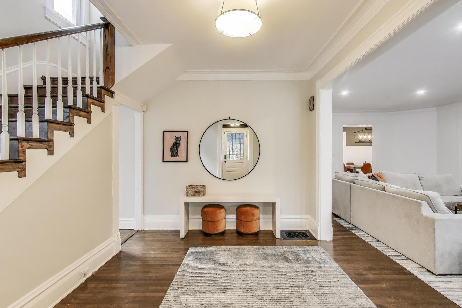 Property Photo: 709 Foster Street IL 60201