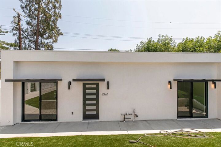 Property Photo: 17440 Index Street CA 91344