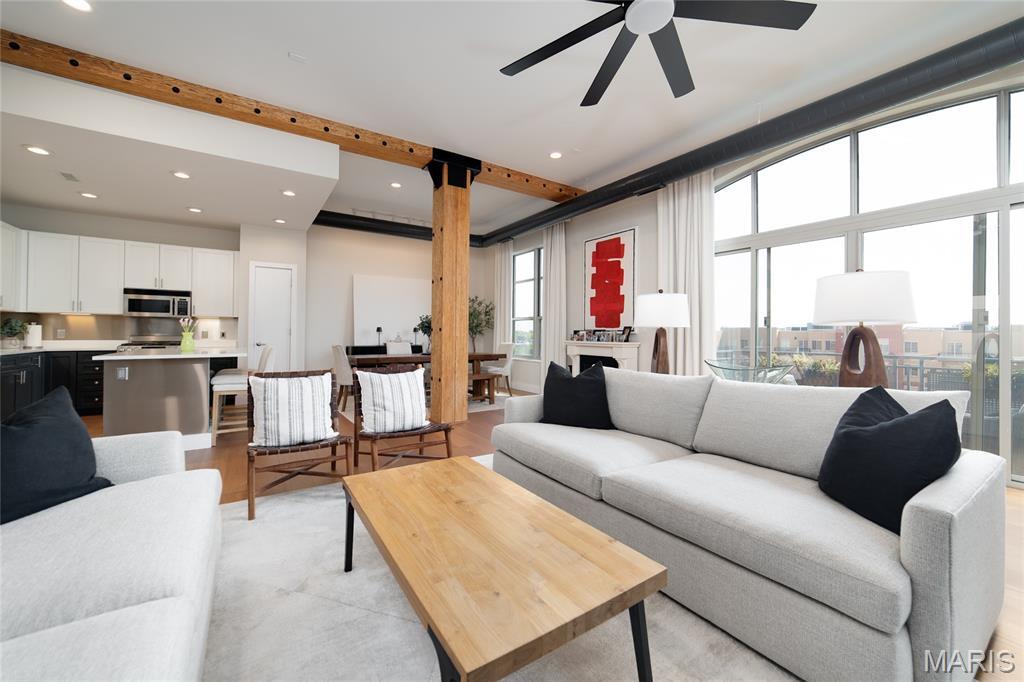 Property Photo: 630 Emerson Road 403 MO 63141