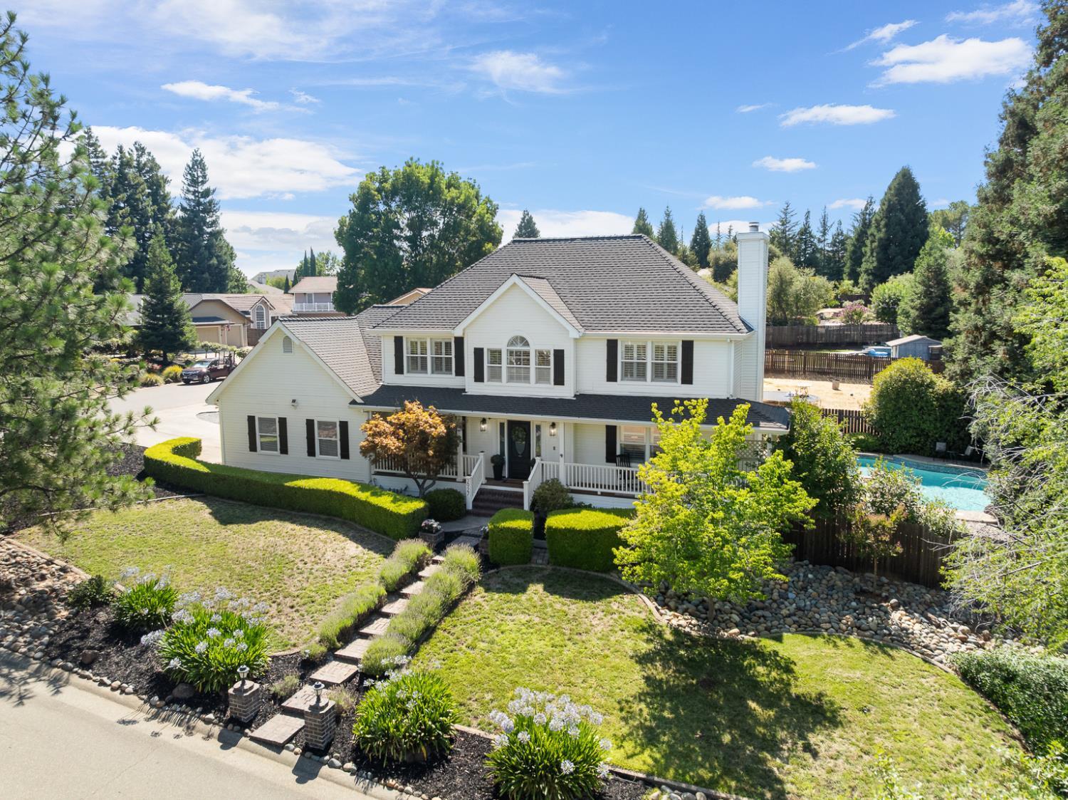 Property Photo:  2927 Thrasher Court  CA 95682 