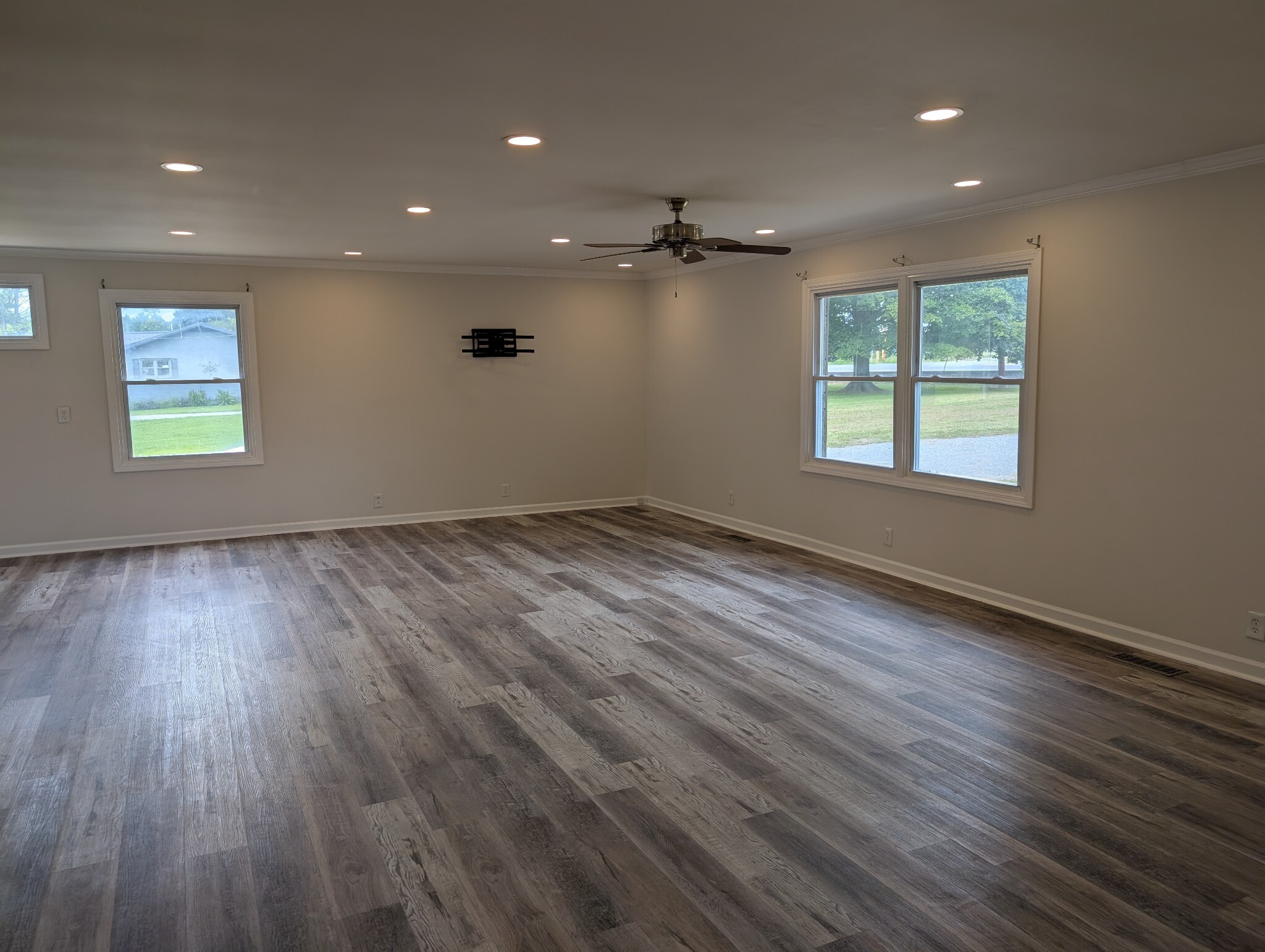 Property Photo: 1617 Highway 130 W TN 37160