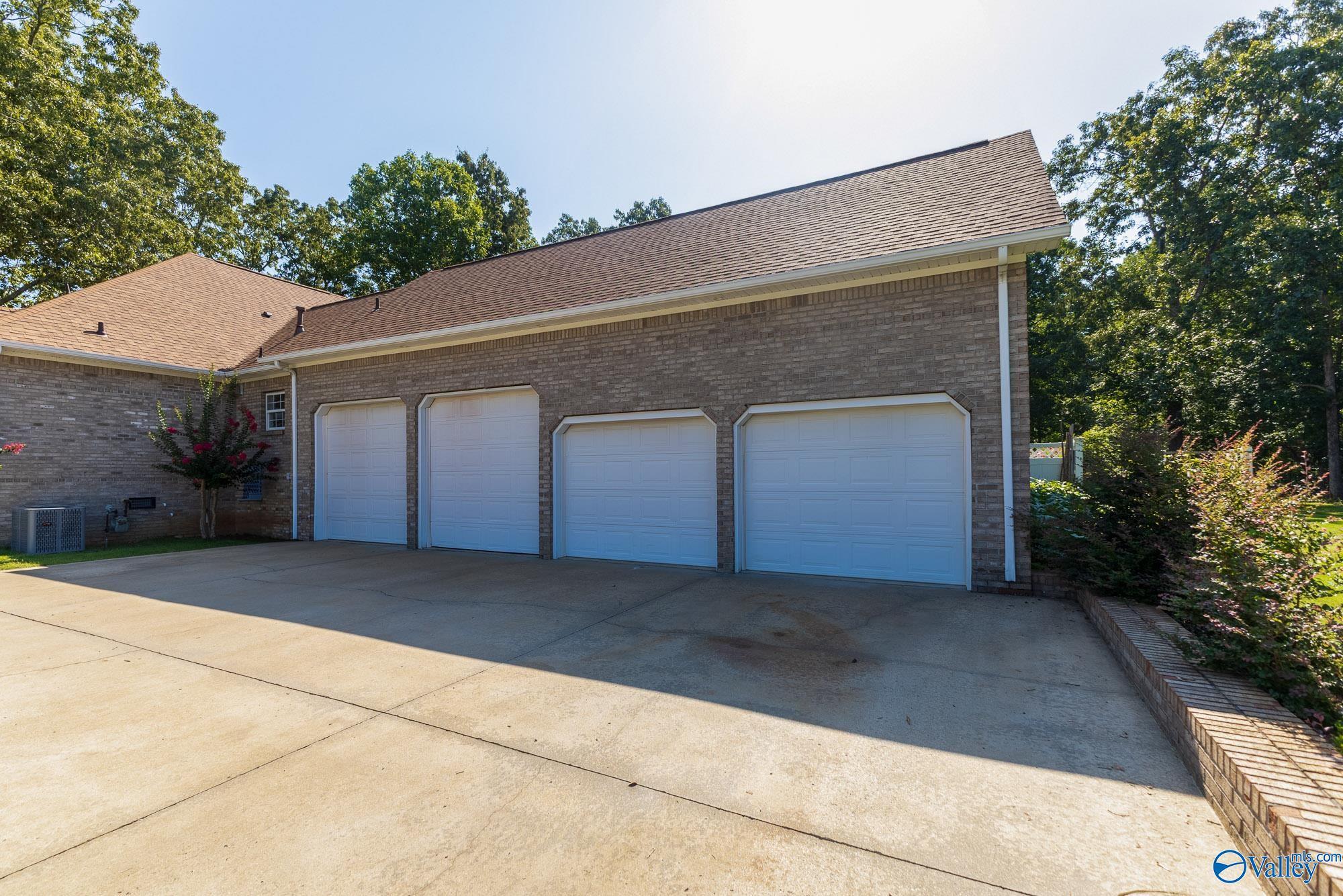 Property Photo: 20214 Capitol Hill Drive AL 35671