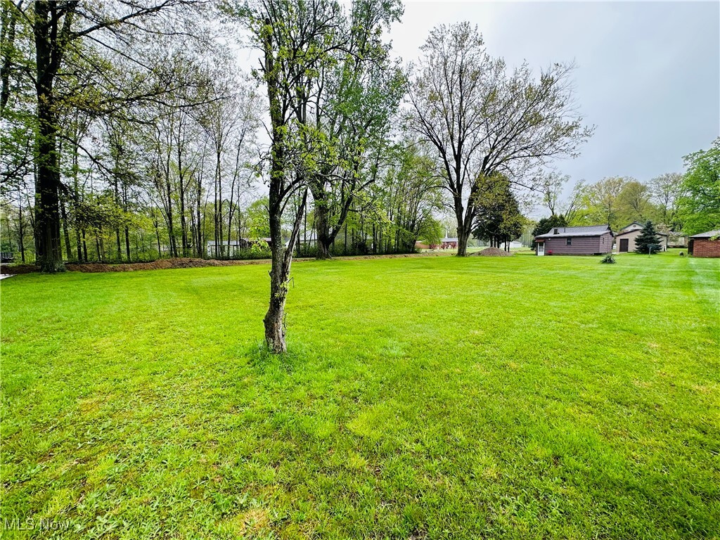 Property Photo: 4129 Kincaid East Road NW OH 44481