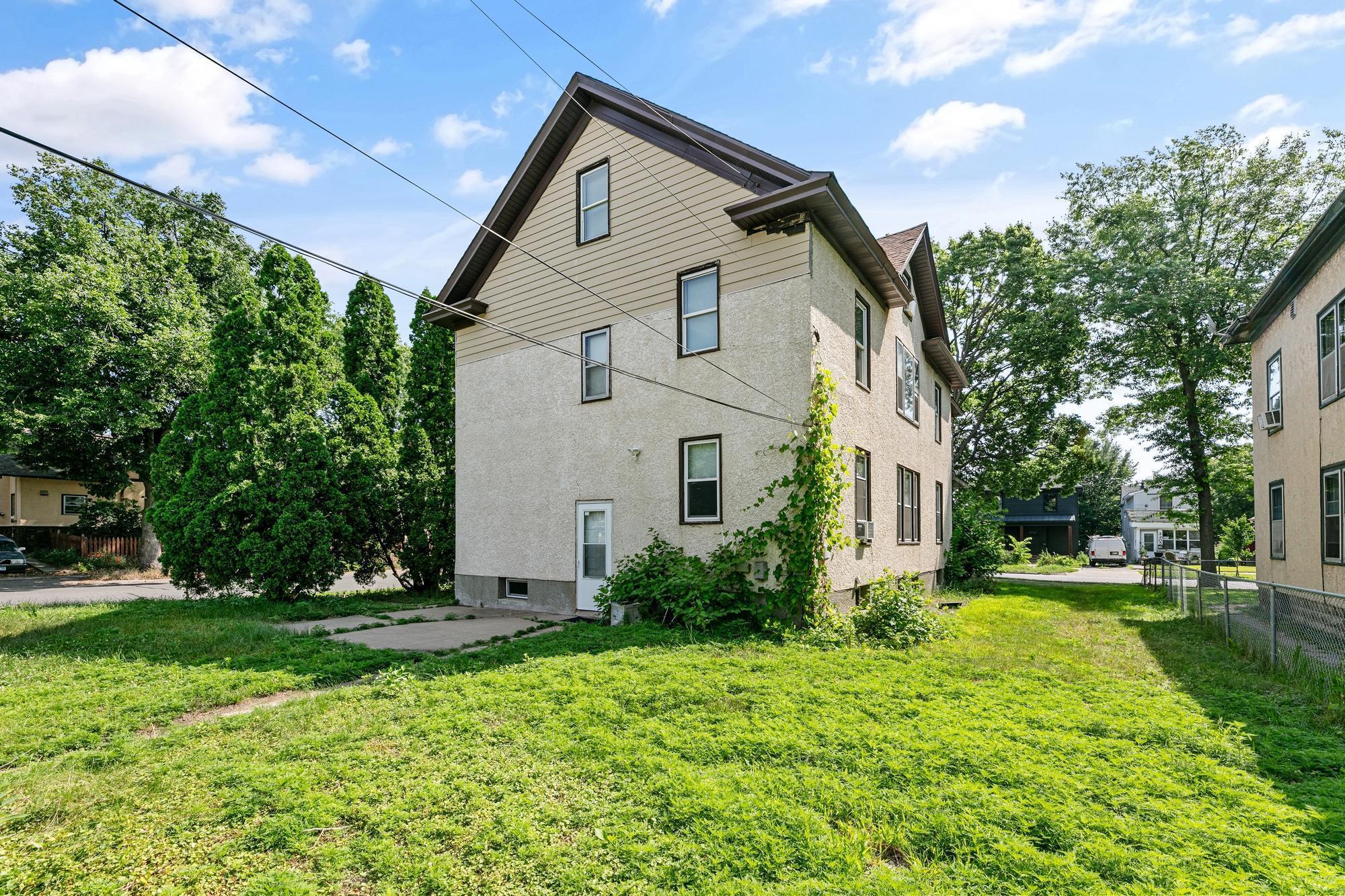 Property Photo:  3200 23rd Avenue S  MN 55407 