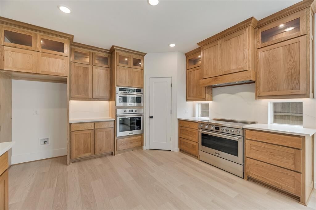 Property Photo:  11403 Las Polamas Drive  TX 75033 