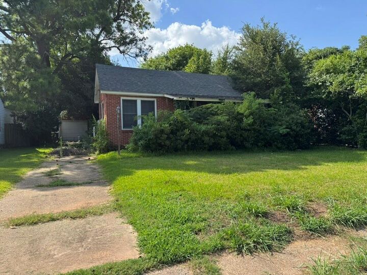 Property Photo: 1141 Schex Drive LA 71112