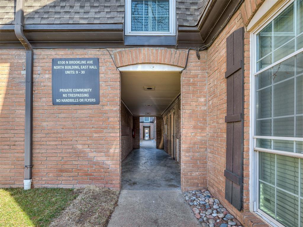 Property Photo:  6100 N Brookline Avenue 28  OK 73112 