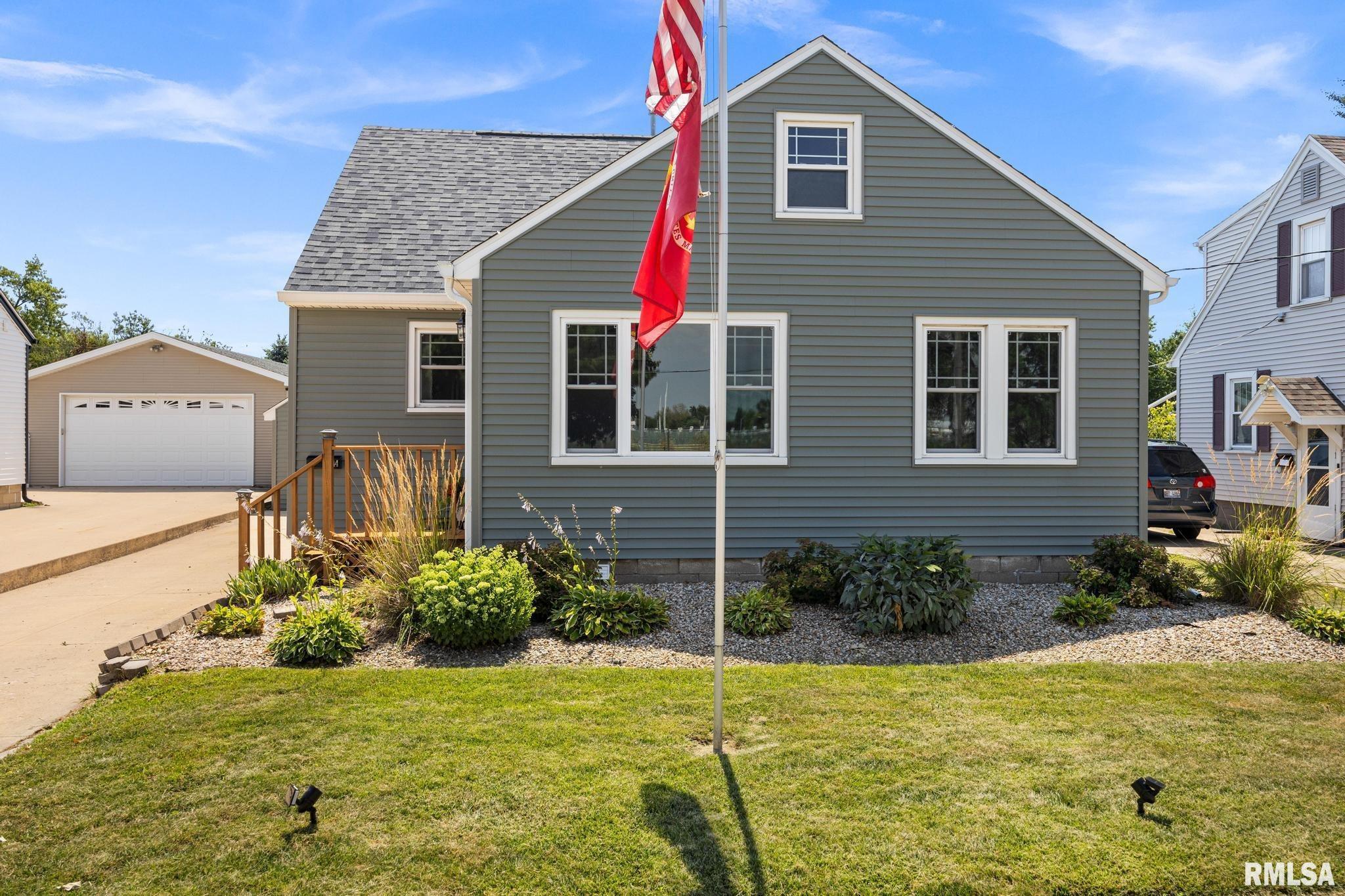 Property Photo: 444 N Bauman Avenue IL 61550