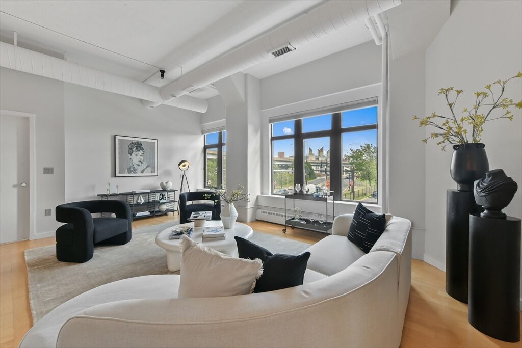 Property Photo:  210 South St 2-4  MA 02111 