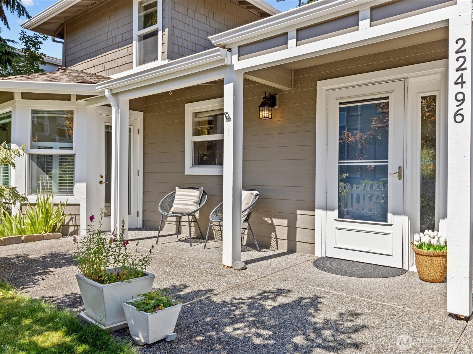 Property Photo: 22496 SE 37th Terrace 1381 WA 98029