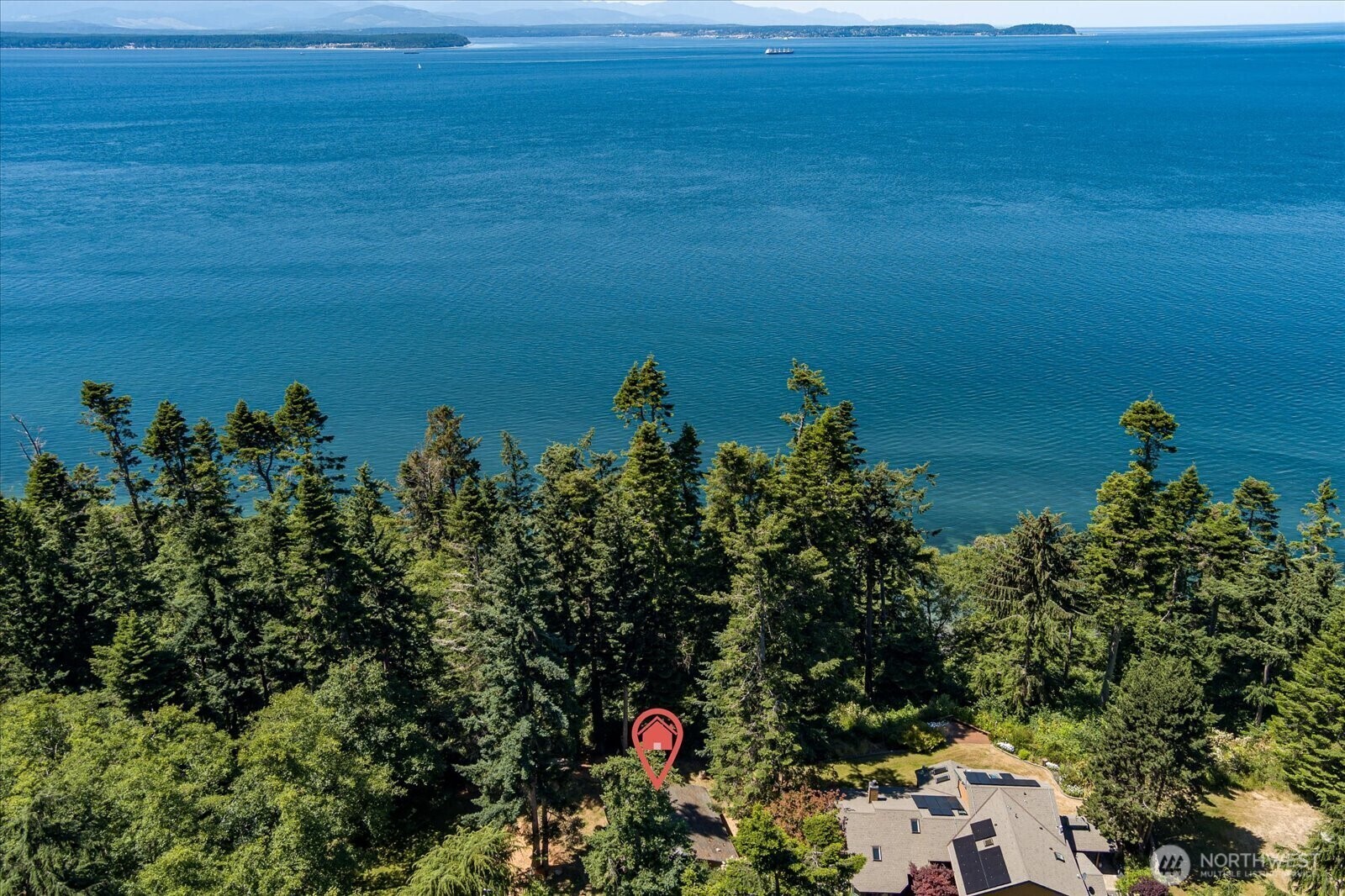 Property Photo:  2140  Inverness Way  WA 98239 